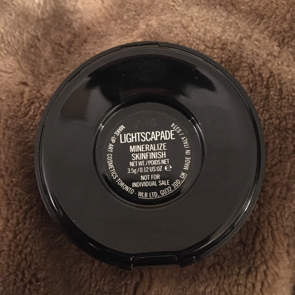 Mac lightscapade - Picture 3 of 4